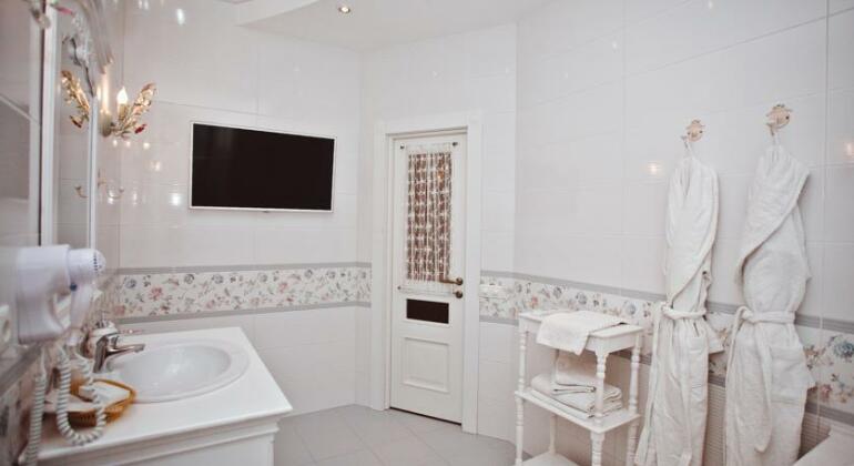 Hotel Complex Usadba Ulyanovsk - Photo2
