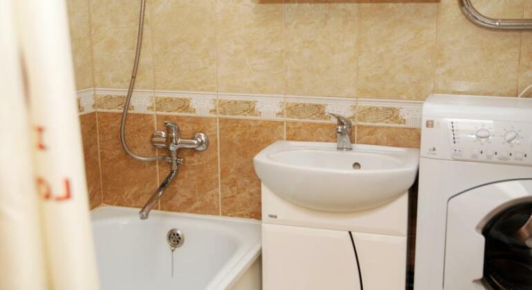 Apartment Neftyanikov - Photo3