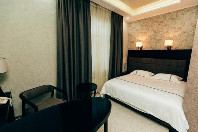 Hotel Avinion - Photo4