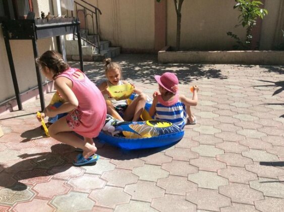 Kapriz Guest House Vardane - Photo3