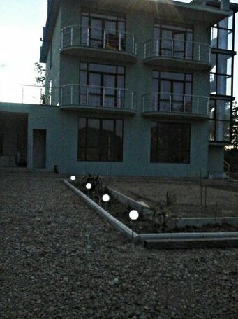 Myata Guest House - Photo2