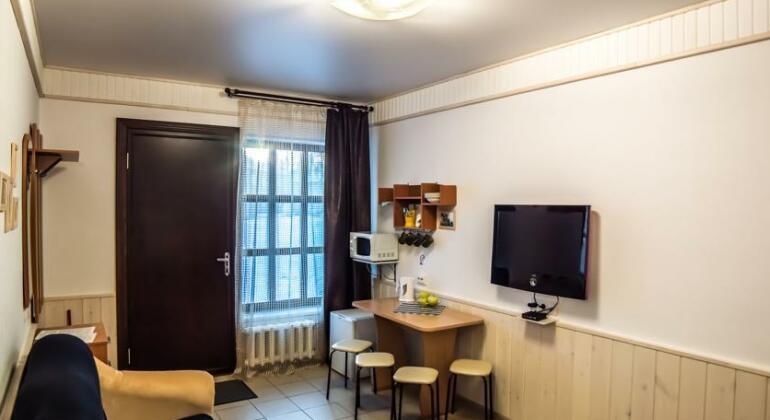 Mini Hotel HappyInn - Photo4