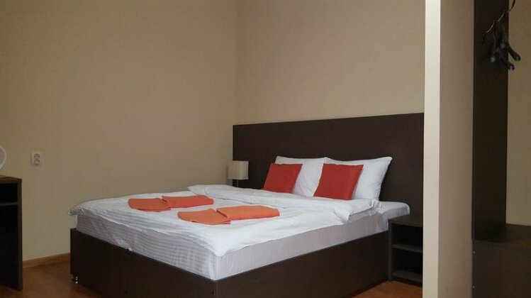 Mini Hotel Ofitserskaya - Photo4