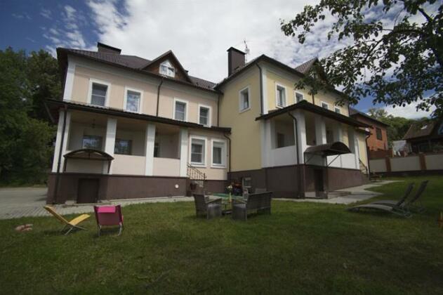Photo 3