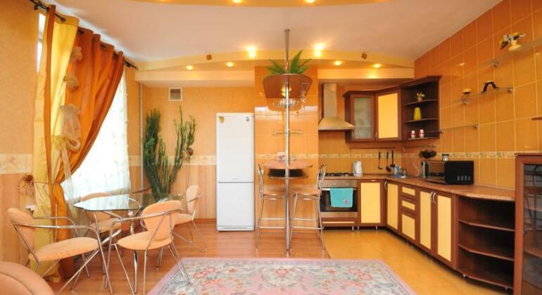 Apartments on M Chuikova - Photo2