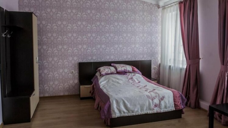 Hotel Edem on Repina 52 - Photo4
