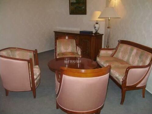 Hotel Finans Yug - Photo4