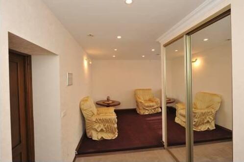 Neftyanik Hotel - Photo4