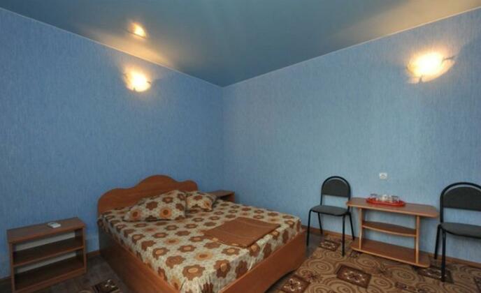 U Sajyan Mini-Hotel - Photo4