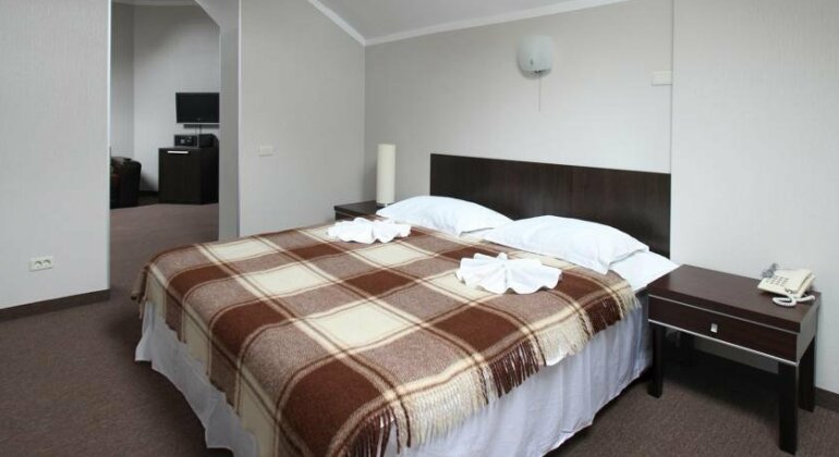 Palisad Hotel - Photo4