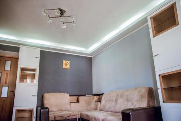 2-Bedroom Apartment Andrianov - Photo4