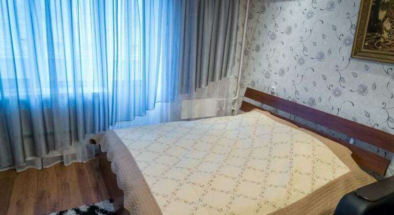 Apartment na Arsenalnoy - Photo2