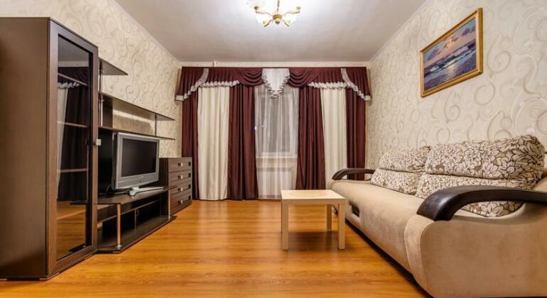 Apartment On Nikitinskaya Ulitsa - Photo2