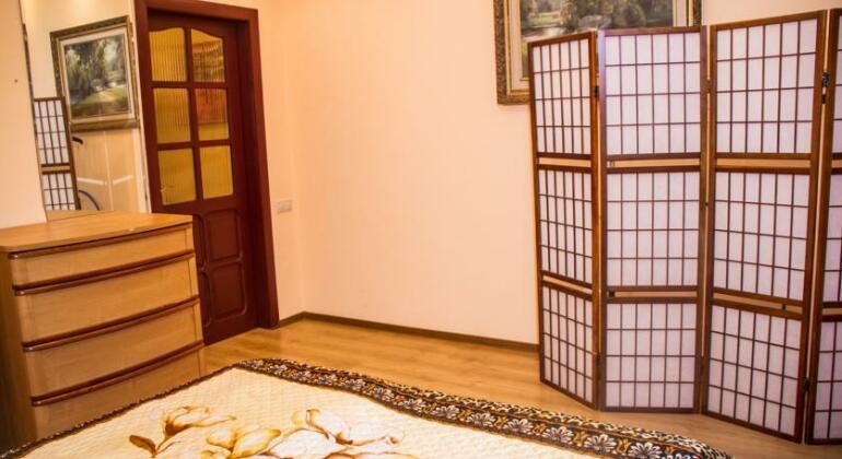 Apartment Ploschad' Lenina 3 - Photo4
