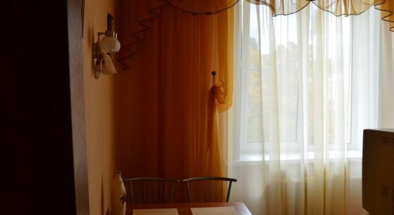 Apartments Chaikovskogo 8 - Photo5