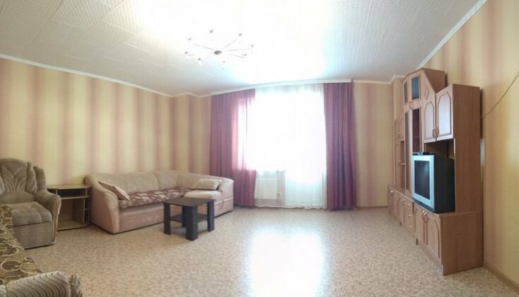 Bulvar Pobedyi 50a Apartments - Photo2