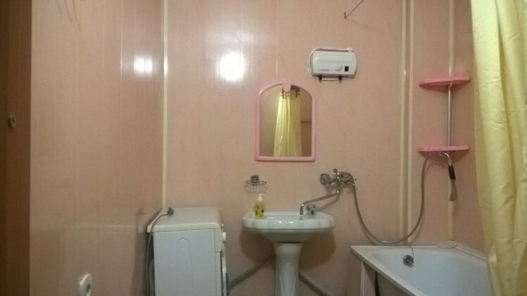 Bulvar Pobedyi 50a Apartments - Photo5