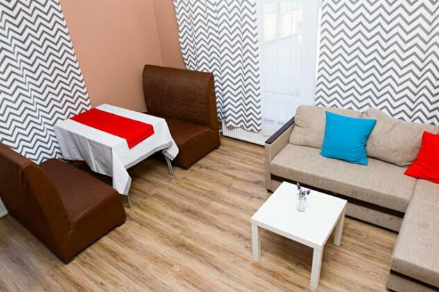 Check Inn Hotel&Hostel - Photo3