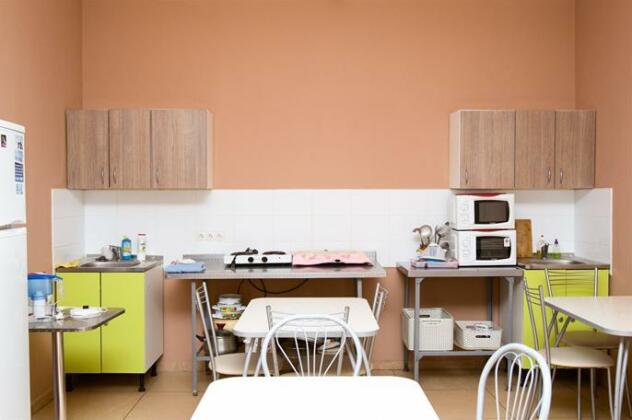 Check Inn Hotel&Hostel - Photo4