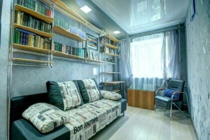Na Voroshilova 12 Studiya s 2 spalniami Apartments