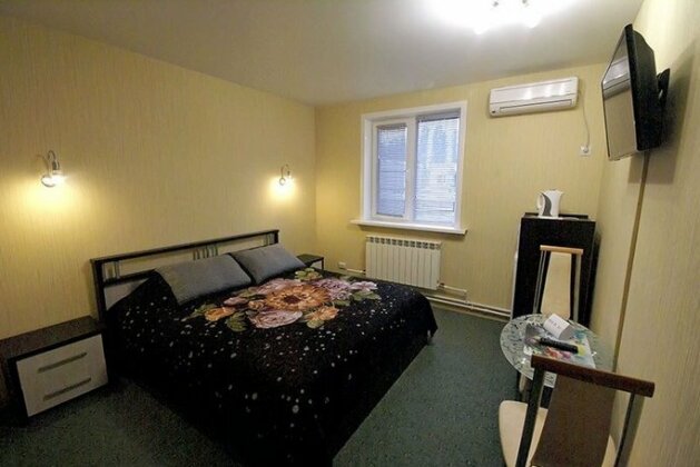 Shvetsiya Hotel - Photo2