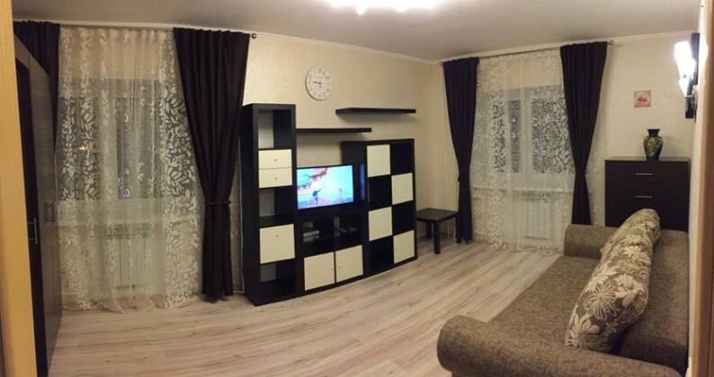 Apartments on Prospekt Lenina 38 - Photo2