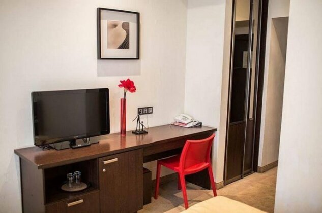 Letuchaya Mysh Hotel - Photo2