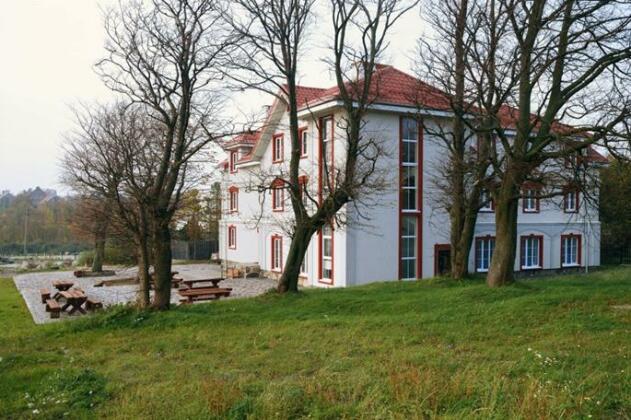 Akvamarin Hotel