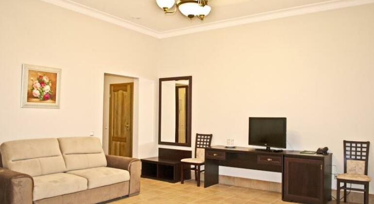 Becker Hotel - Photo3