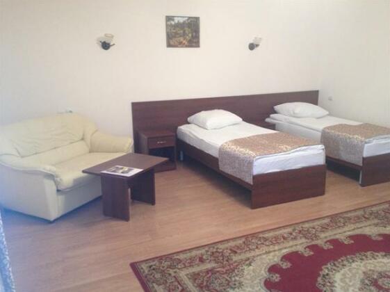 Kosmos Hotel Yaroslavl - Photo4