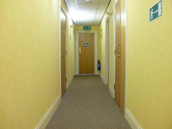 Mini Hotel Exeter - Photo2