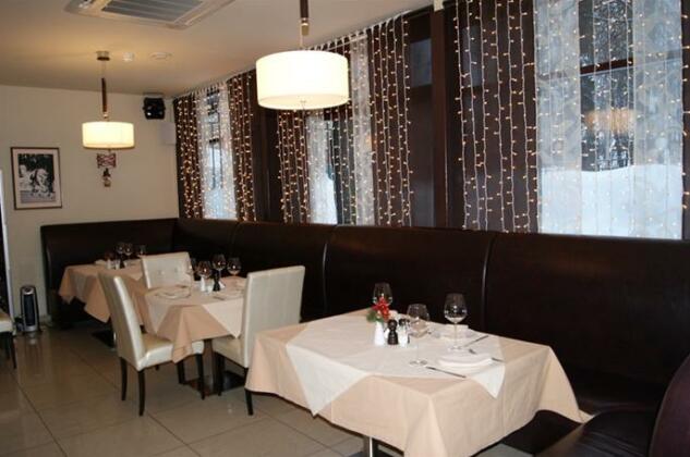 Sport Hotel Yaroslavl - Photo3