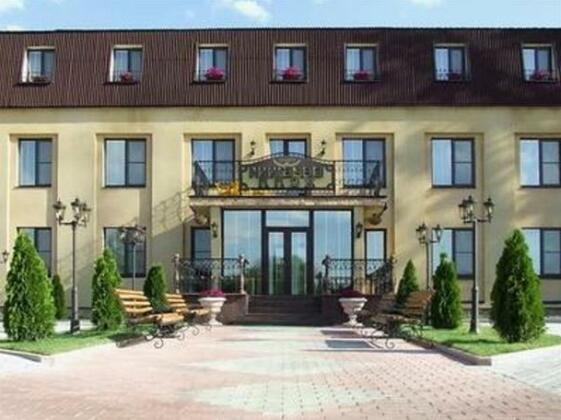 Berejki-Hall