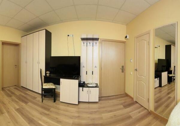 Domino Mini Hotel - Photo4