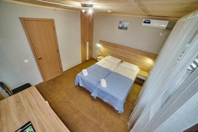 Yeiskwind Mini-Hotel - Photo2