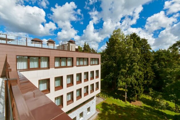 G9 Hotel