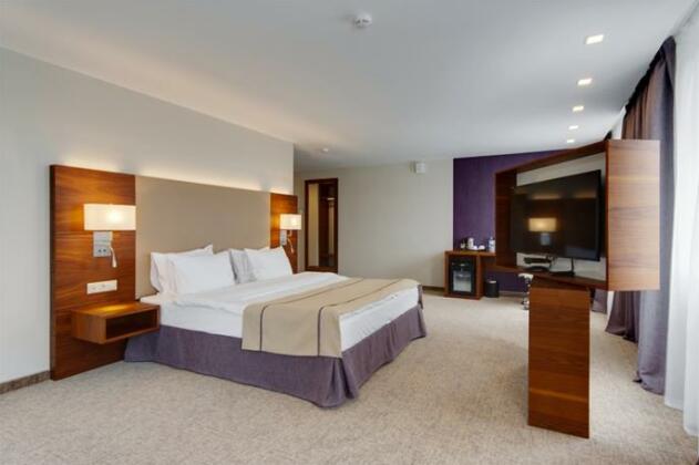 G9 Hotel - Photo4