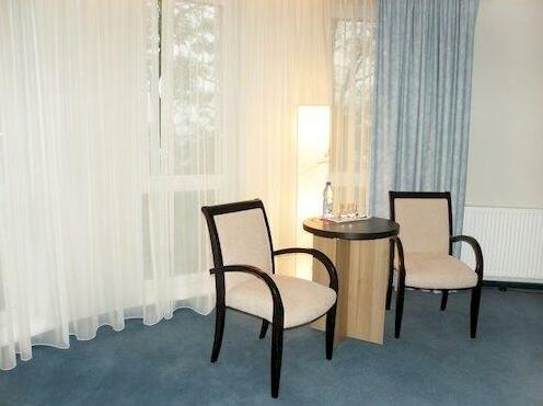 Crystal Hotel - Photo4