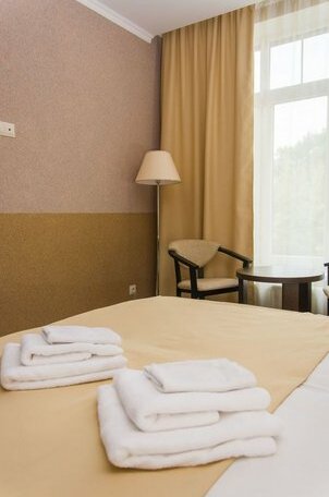 Eliza Inn - Photo2