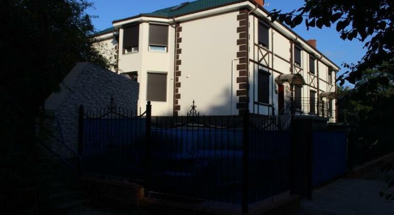 Guest House Rai com - Photo3