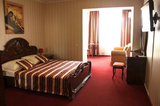 Renaissance Hotel - Photo4