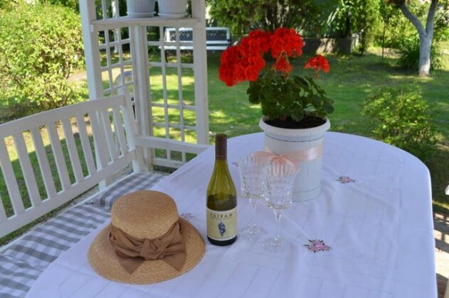 Vacation Home on Brovtseva - Photo4