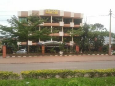 Alpha palace Hotel