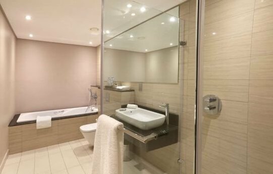 Doubletree By Hilton Kigali - Photo4