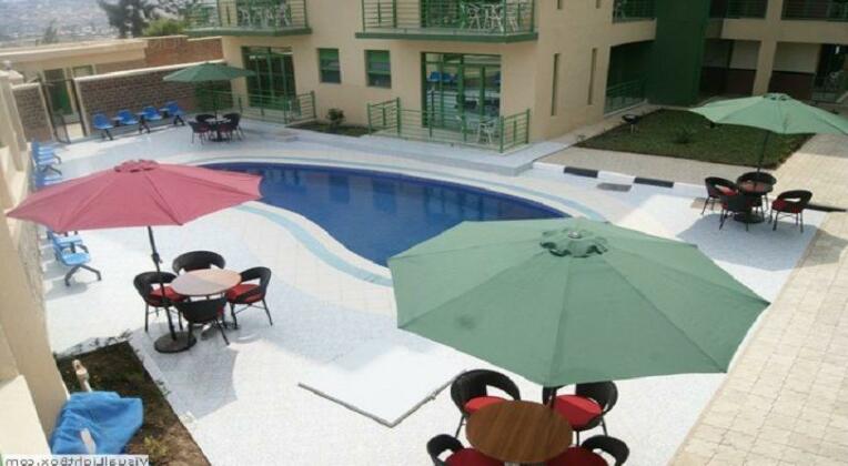 Highland Suites Hotel - Photo2