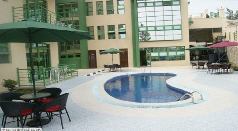 Highland Suites Hotel - Photo3