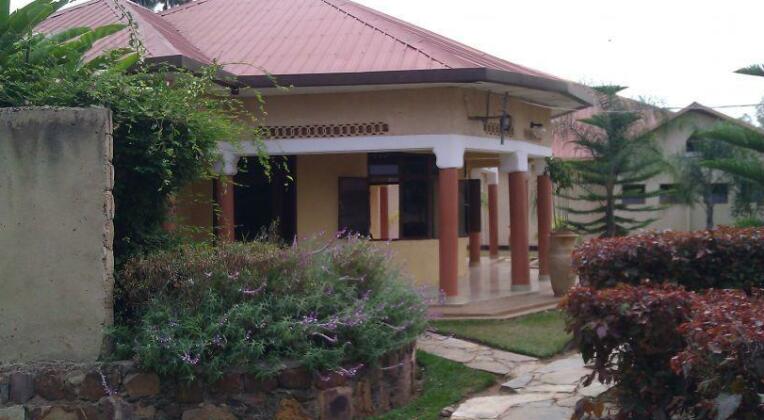 Macadamia Hotel - Photo2