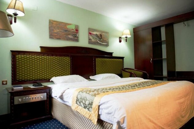 Stipphotels Kiyovu - Photo3