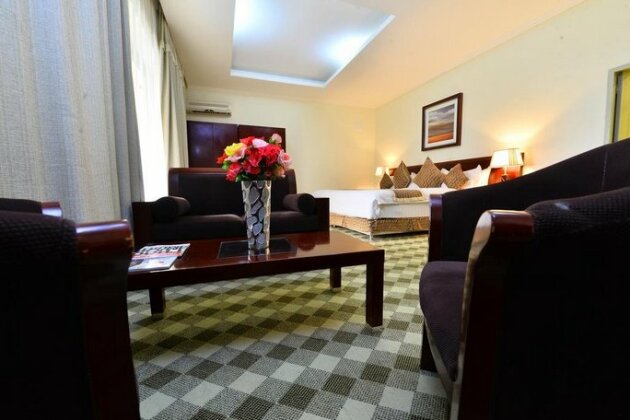 The Manor Nyarutarama - Photo2