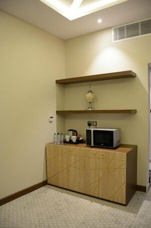 E1 Hotel - Photo4
